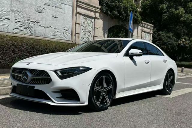 Ojetý Mercedes-Benz CLS 2020 CLS 300 Luxury Model