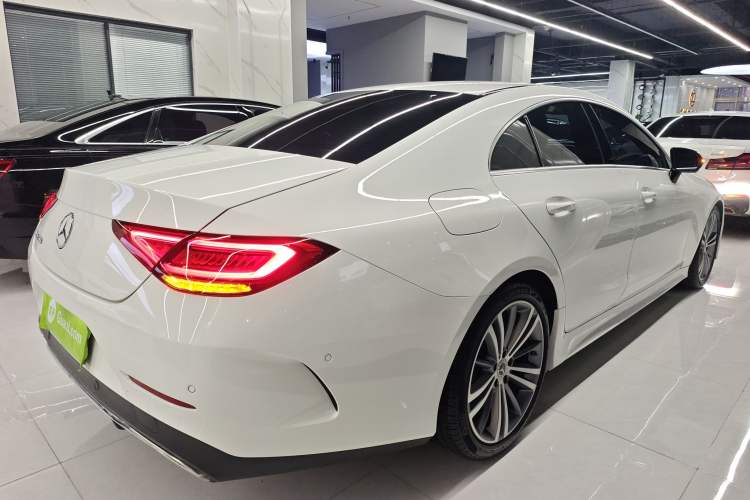 Used Mercedes-Benz CLS 2020 CLS 300 Sport Edition Rear Right 45 Deg