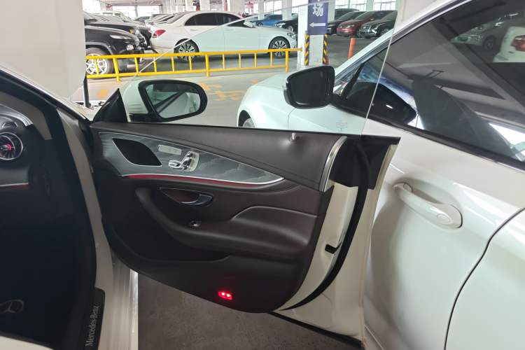 Used Mercedes-Benz CLS 2020 CLS 300 Sport Edition Right Front Door Interior