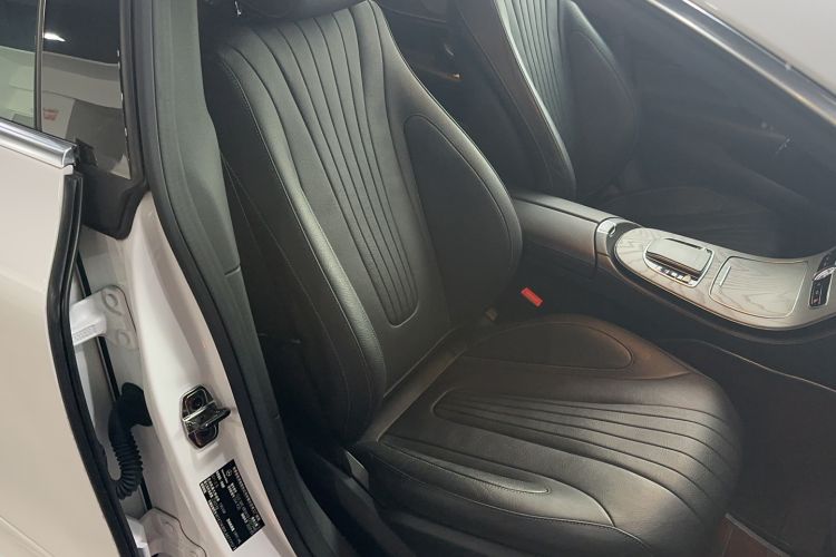 Used Mercedes-Benz CLS 2020 CLS 300 Luxury Model Right Front Seat