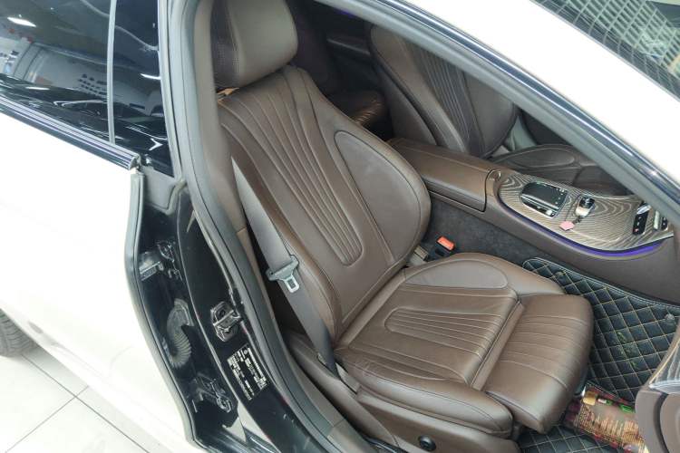 Used Mercedes-Benz CLS 2020 CLS 260 Right Front Seat