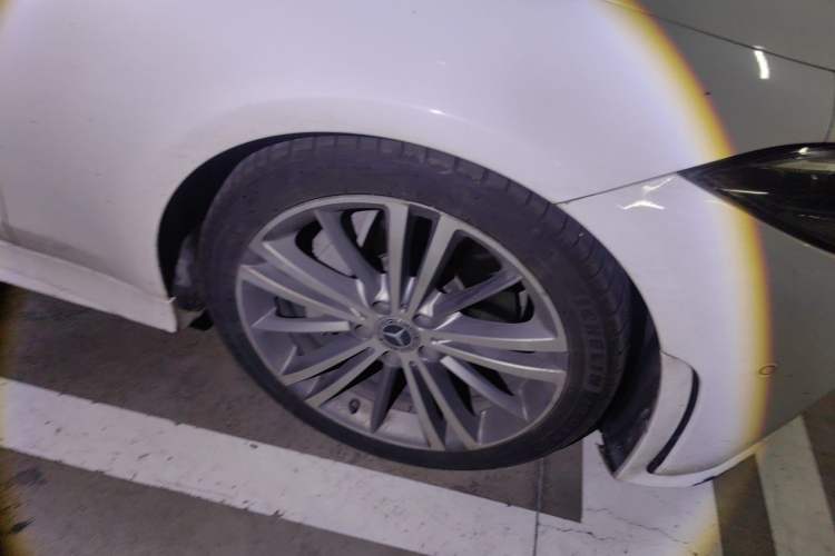 Used Mercedes-Benz CLS 2020 CLS 300 Sport Edition Right Front Wheel Hub