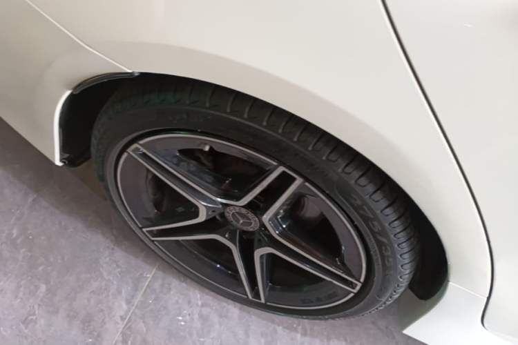 Used Mercedes-Benz CLS 2020 CLS 300 Sport Edition Right Rear Wheel Hub