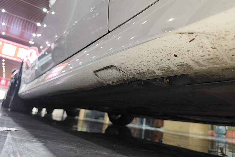 Used Mercedes-Benz CLS 2020 CLS 300 Sport Edition Right Side Sill