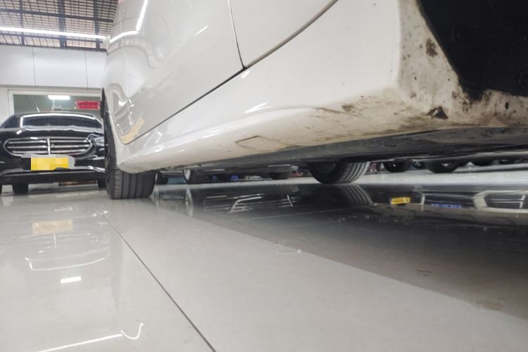 Used Mercedes-Benz CLS 2020 CLS 300 Sport Edition Right Side Sill