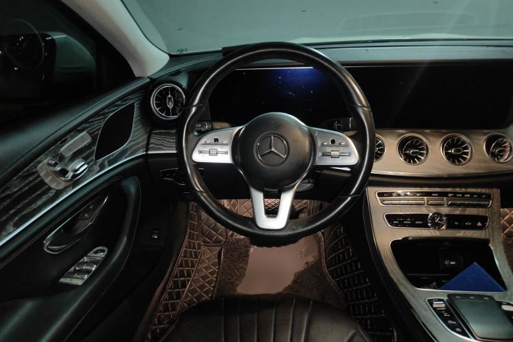 Used Mercedes-Benz CLS 2020 CLS 300 Sport Edition Steering Wheel