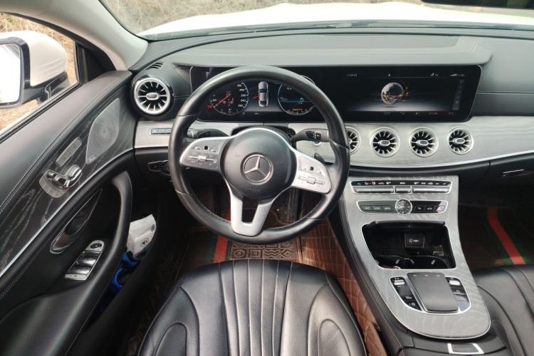 Used Mercedes-Benz CLS 2020 CLS 300 Luxury Model Steering Wheel