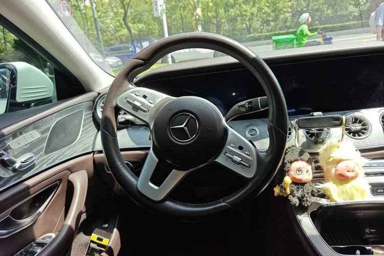 Used Mercedes-Benz CLS 2020 CLS 300 Sport Edition Steering Wheel