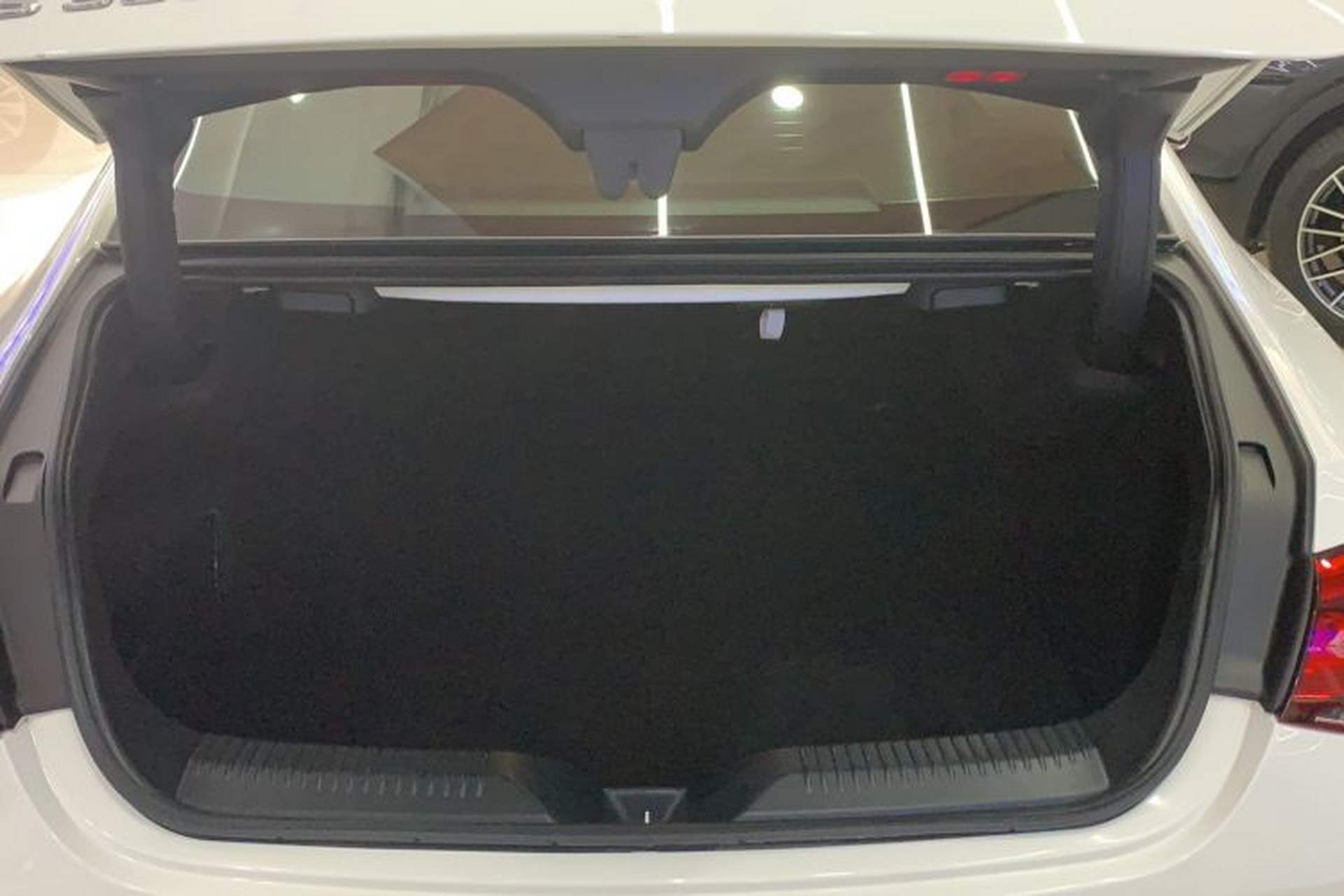 Used Mercedes-Benz CLS 2020 CLS 300 Luxury Model Trunk