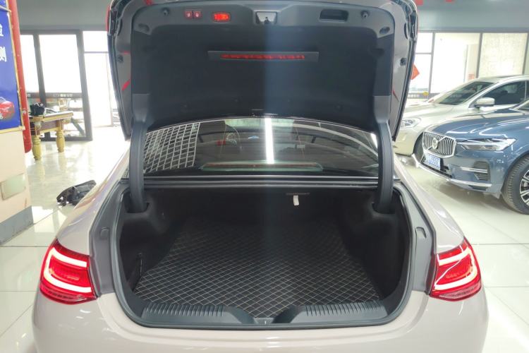 Used Mercedes-Benz CLS 2020 CLS 260 Trunk