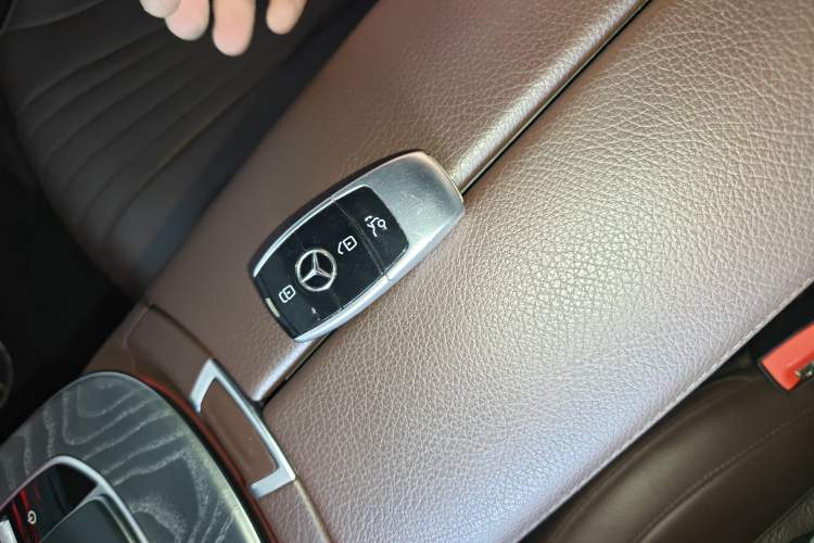 Used Mercedes-Benz CLS 2020 CLS 300 Sport Edition Vehicle Key