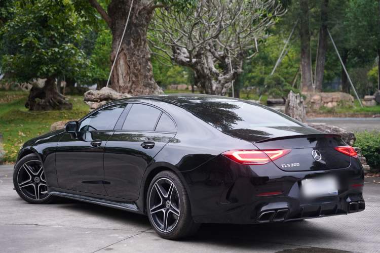 Used Mercedes-Benz CLS 2021 CLS 300 Luxury Model Exterior 3