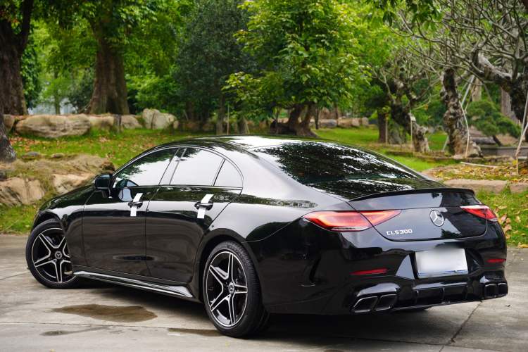 Used Mercedes-Benz CLS 2021 CLS 300 Luxury Model Exterior 3