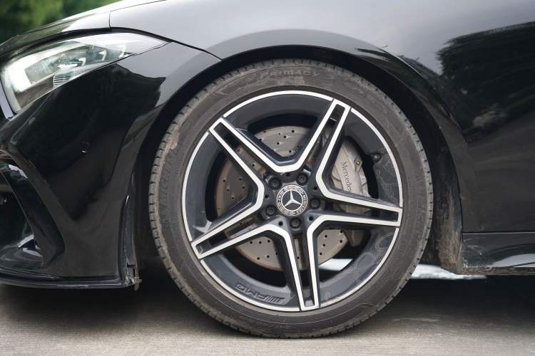 Used Mercedes-Benz CLS 2021 CLS 300 Luxury Model Exterior 6