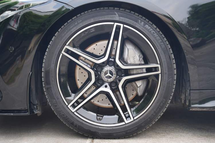 Used Mercedes-Benz CLS 2021 CLS 300 Luxury Model Exterior 6