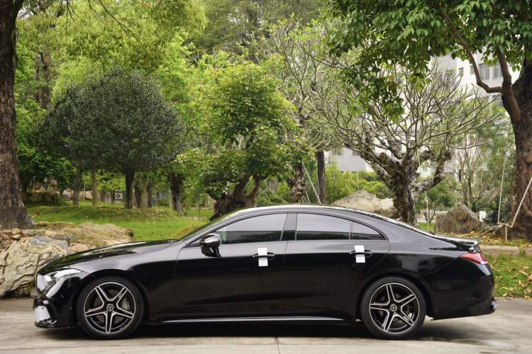 Used Mercedes-Benz CLS 2021 CLS 300 Luxury Model Exterior 7