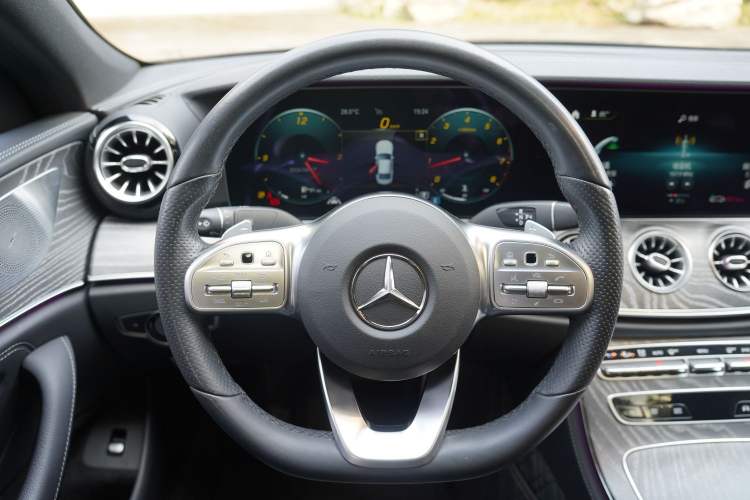 Used Mercedes-Benz CLS 2021 CLS 300 Luxury Model Interior 3