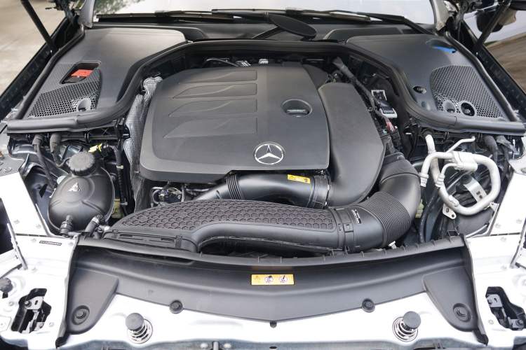 Used Mercedes-Benz CLS 2021 CLS 300 Luxury Model Interior 8