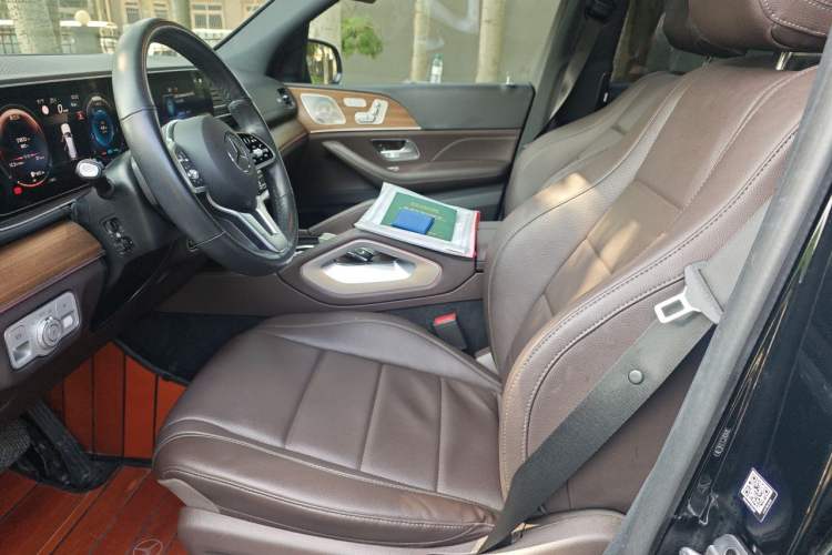 Used Mercedes-Benz CLS  Left Front Seat