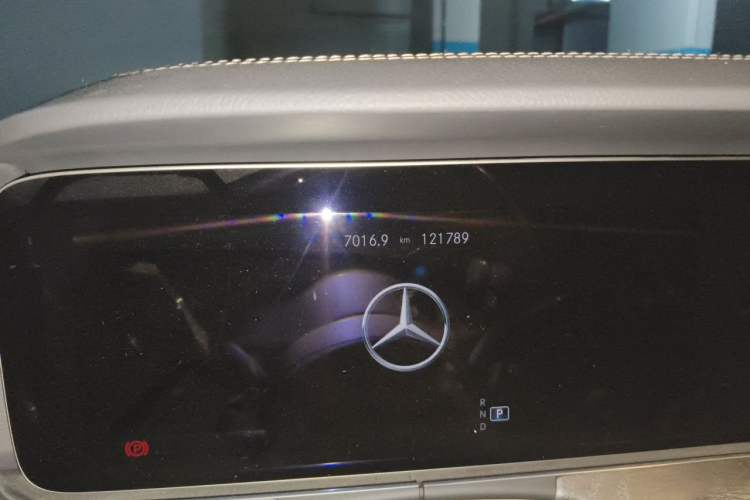 Used Mercedes-Benz CLS 2021 CLS 300 Luxury Model Odometer Close Up