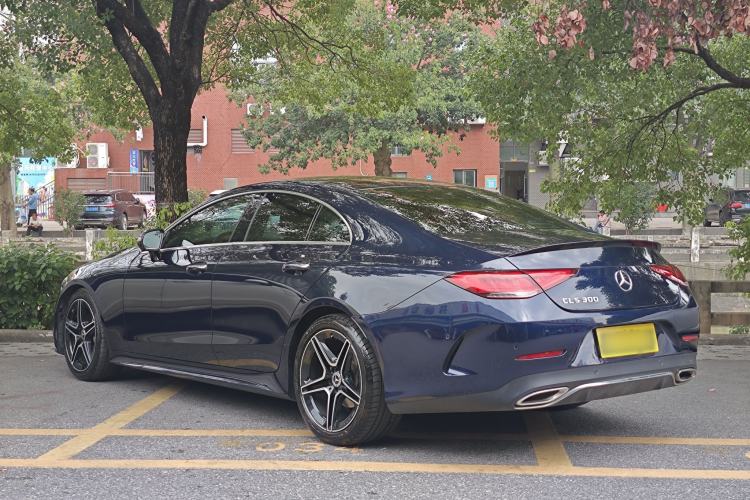 Used Mercedes-Benz CLS 2021 CLS 300 Luxury Model Exterior 3