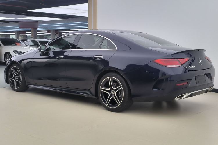 Used Mercedes-Benz CLS 2021 CLS 300 Luxury Model Exterior 4