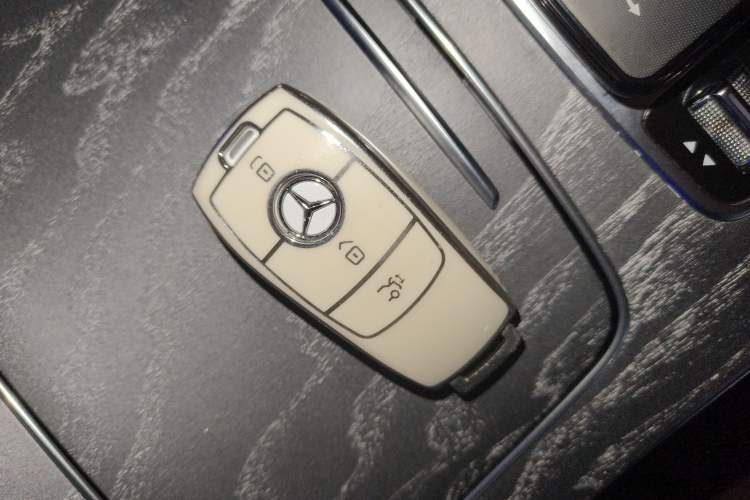 Used Mercedes-Benz CLS 2021 CLS 300 Sport Edition Interior 1