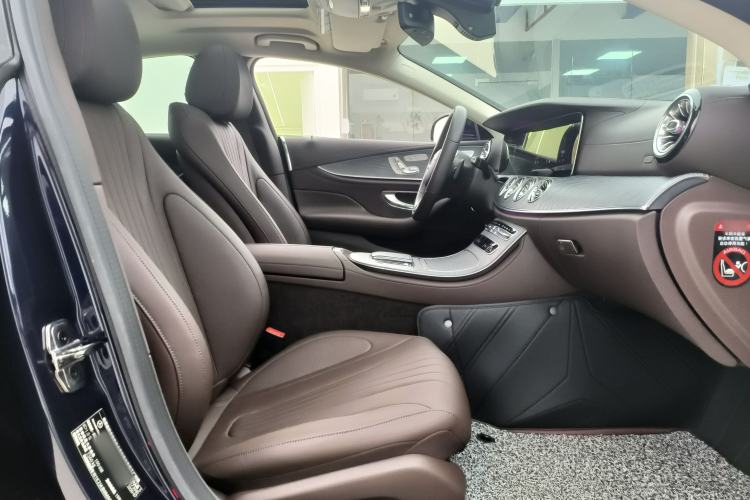 Used Mercedes-Benz CLS 2021 CLS 300 Luxury Model Interior 3