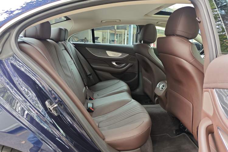 Used Mercedes-Benz CLS 2021 CLS 300 Luxury Model Interior 4