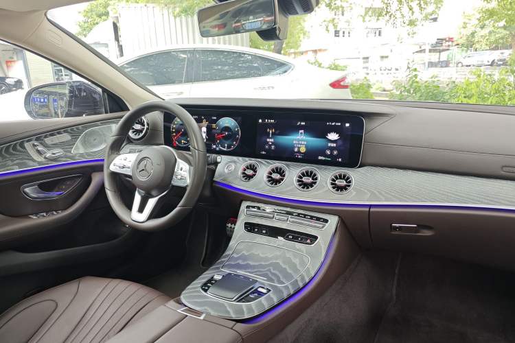 Used Mercedes-Benz CLS 2021 CLS 300 Luxury Model Interior 6