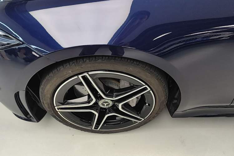 Used Mercedes-Benz CLS 2021 CLS 300 Luxury Model Left Front Wheel Hub