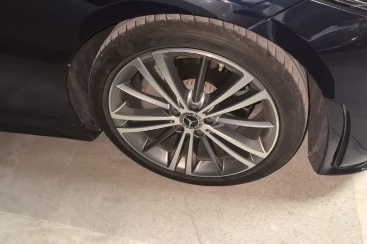 Used Mercedes-Benz CLS 2021 CLS 300 Sport Edition Right Front Wheel Hub