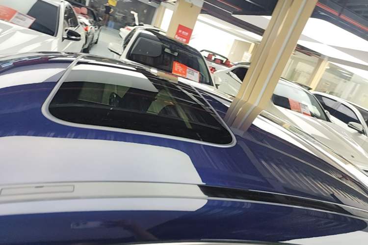 Used Mercedes-Benz CLS 2021 CLS 300 Luxury Model Roof