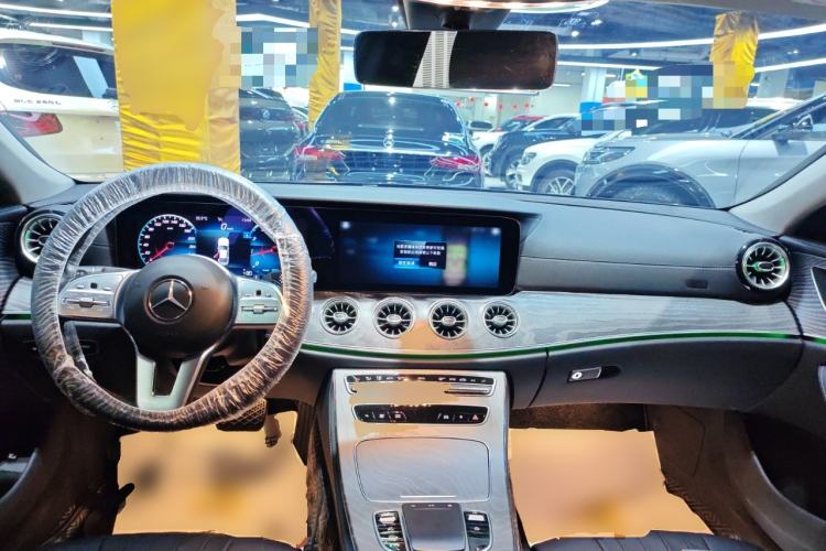Used Mercedes-Benz CLS 2021 CLS 260 Center Console