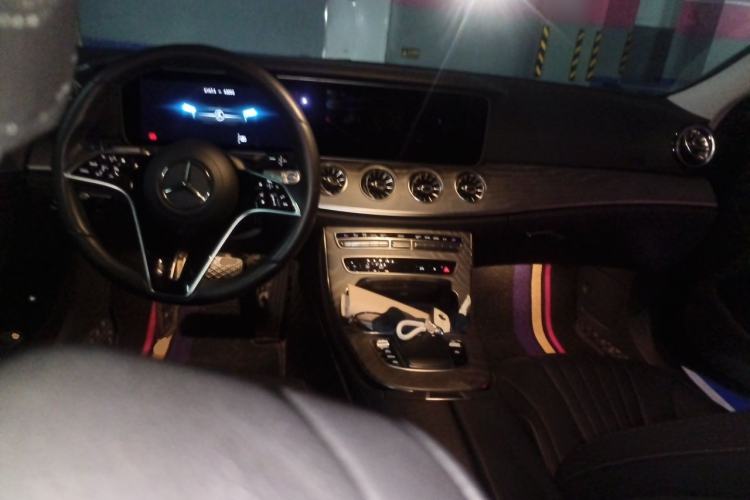 Used Mercedes-Benz CLS 2021 CLS 300 Sport Edition Center Console