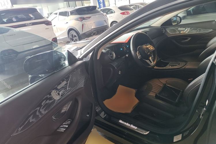 Used Mercedes-Benz CLS 2021 CLS 300 Sport Edition Driver Seat