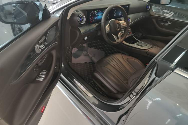 Used Mercedes-Benz CLS 2021 CLS 300 Luxury Model Driver Seat