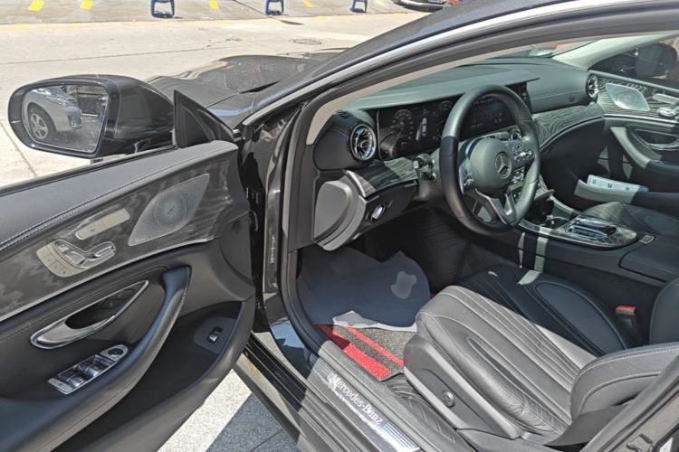 Used Mercedes-Benz CLS 2021 CLS 300 Sport Edition Driver Seat