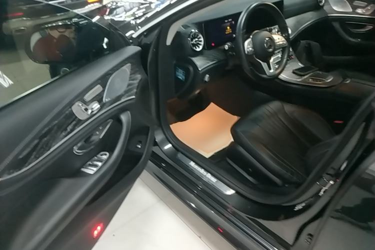 Used Mercedes-Benz CLS 2021 CLS 300 Sport Edition Driver Seat