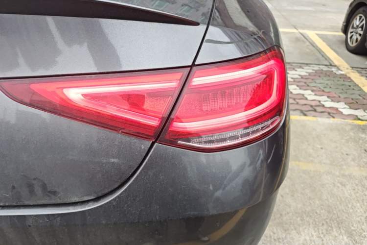 Used Mercedes-Benz CLS 2021 CLS 300 Luxury Model Exterior 3