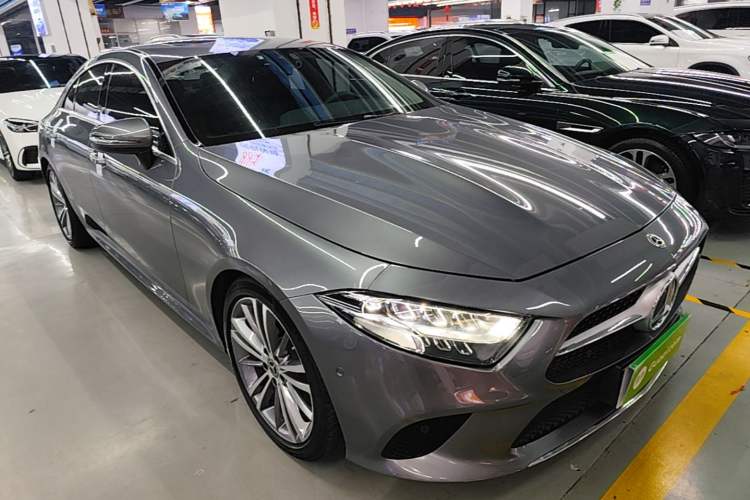 Used Mercedes-Benz CLS 2021 CLS 260 Front Right 45 Deg
