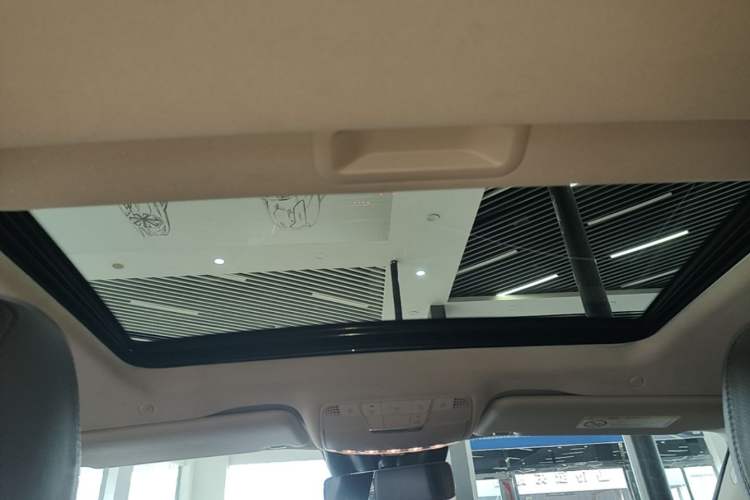 Used Mercedes-Benz CLS 2021 CLS 300 Luxury Model Headliner