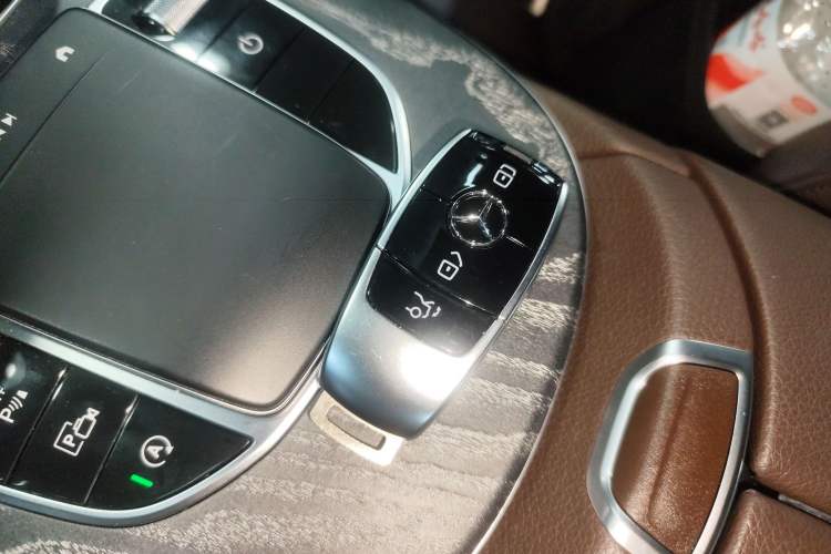 Used Mercedes-Benz CLS 2021 CLS 300 Sport Edition Interior 1