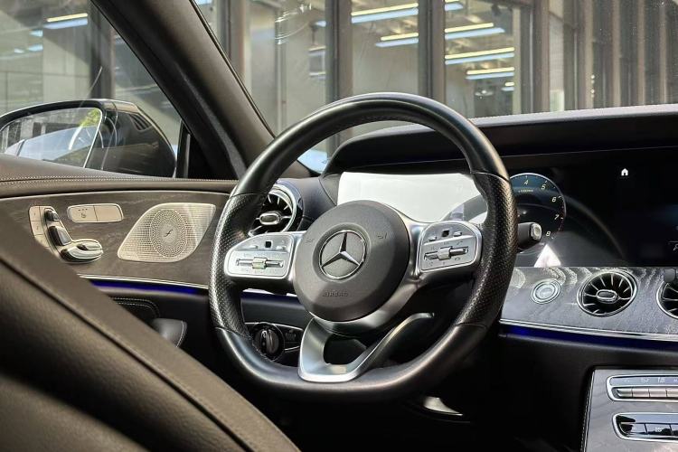 Used Mercedes-Benz CLS 2021 CLS 300 Luxury Model Interior 2