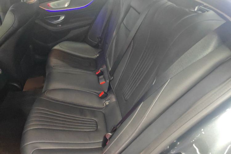 Used Mercedes-Benz CLS 2021 CLS 300 Sport Edition Interior 4