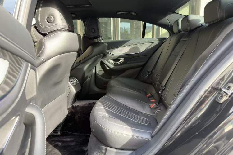 Used Mercedes-Benz CLS 2021 CLS 300 Luxury Model Interior 5