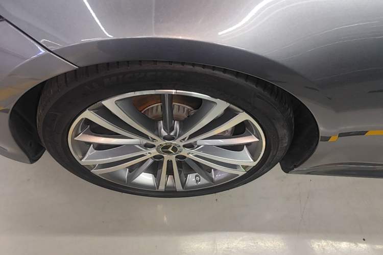 Used Mercedes-Benz CLS 2021 CLS 260 Left Front Wheel Hub