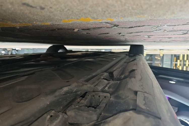 Used Mercedes-Benz CLS 2021 CLS 300 Luxury Model Left Side Sill