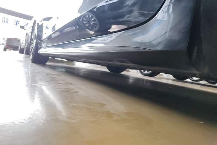 Used Mercedes-Benz CLS 2021 CLS 300 Sport Edition Left Side Sill