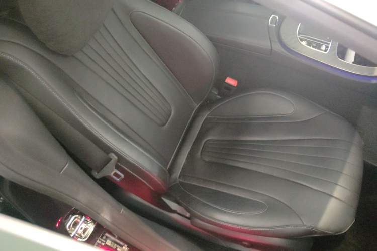 Used Mercedes-Benz CLS 2021 CLS 300 Luxury Model Right Front Seat